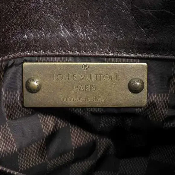 LOUIS VUITTON Brown Trotter Shoulder Bag - Picture 6 of 6